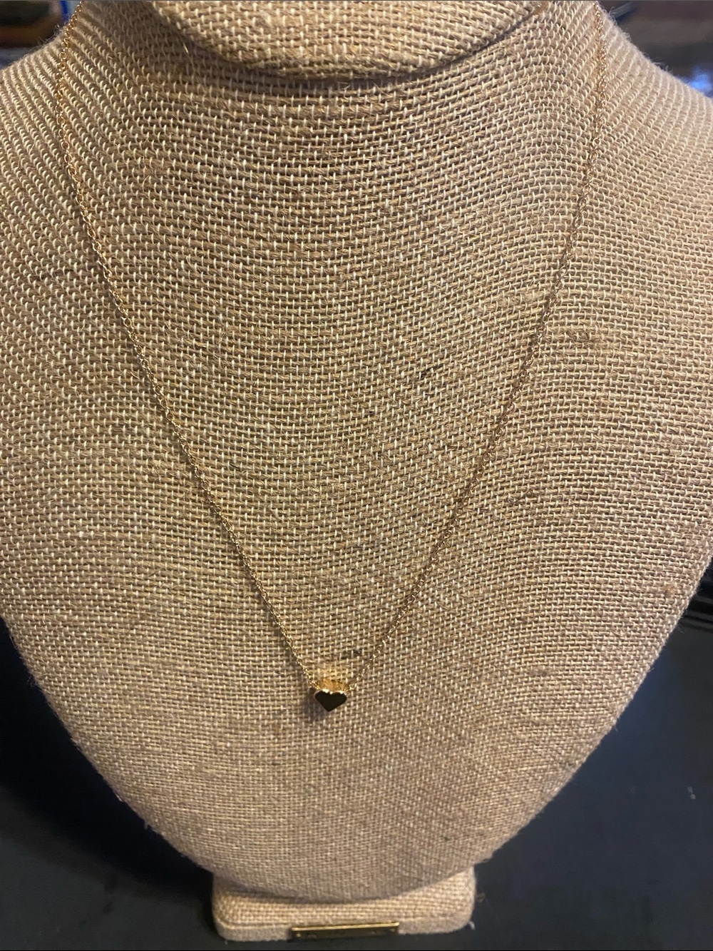 Delicate Gold Heart Pendant Necklace - Women's Jewelry